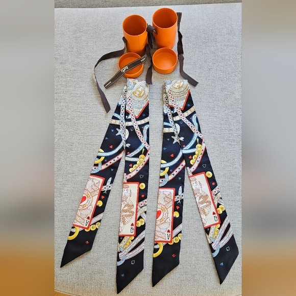 NWT One Pair (Two) Of Hermes Dame De Coeur Limited Edition Queen Of Hearts Black - Picture 1 of 10